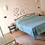 Bed & Breakfast Marisella Neapel
