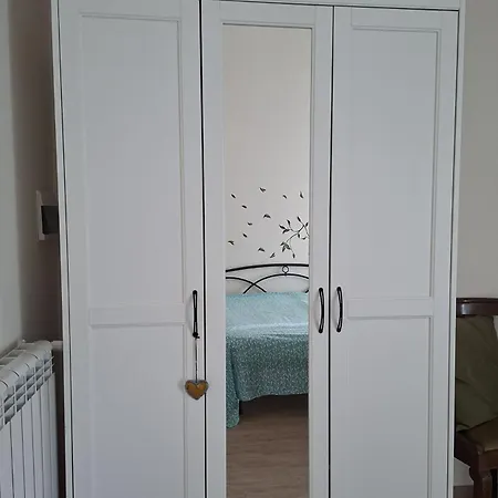 Alojamento de Acomodação e Pequeno-almoço Marisella Nápoles